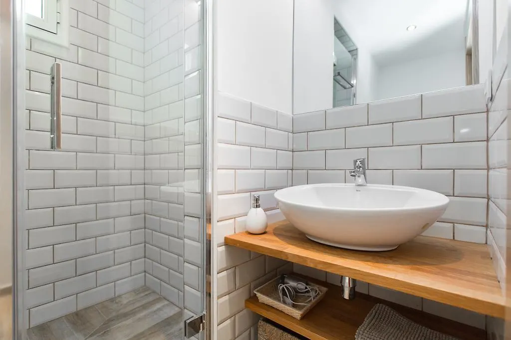 Stay Barcelona Gracia Apartments