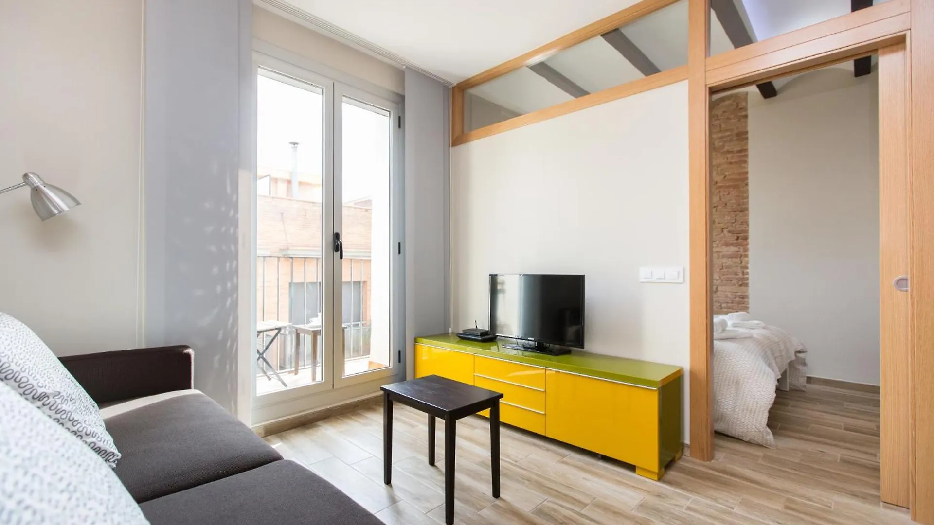 Stay Barcelona Gracia Apartments